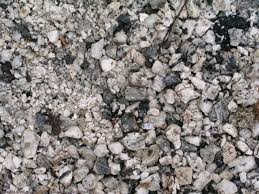 gravelly
