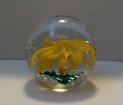paper-weight