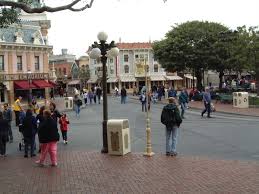 uncrowded